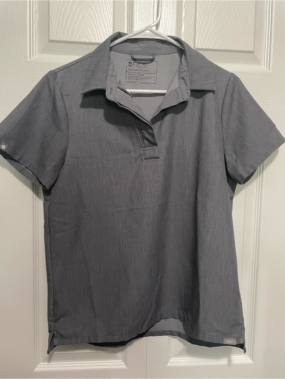 FIGS Polo Scrub Top Women’s Small Graphite Discontinued Style